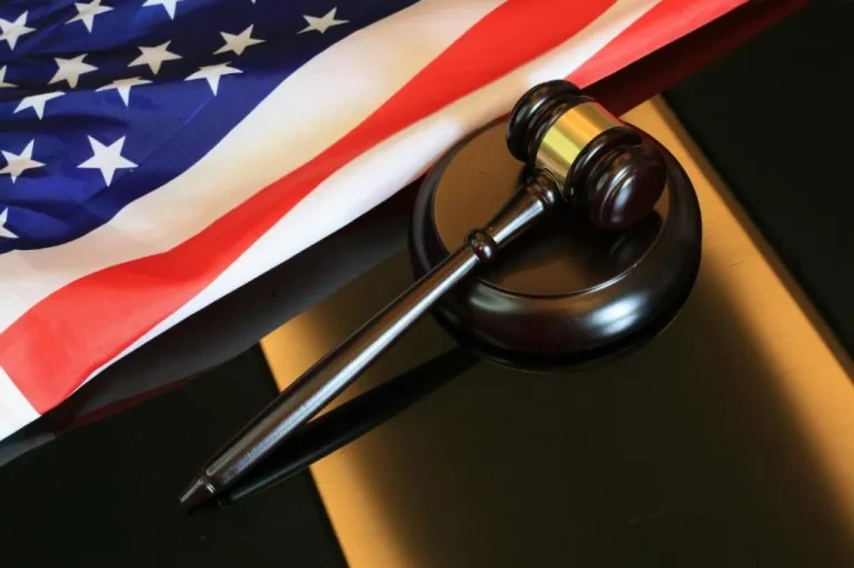 No puede EU retener fondos sociales a 5 estados demócratas: Juez